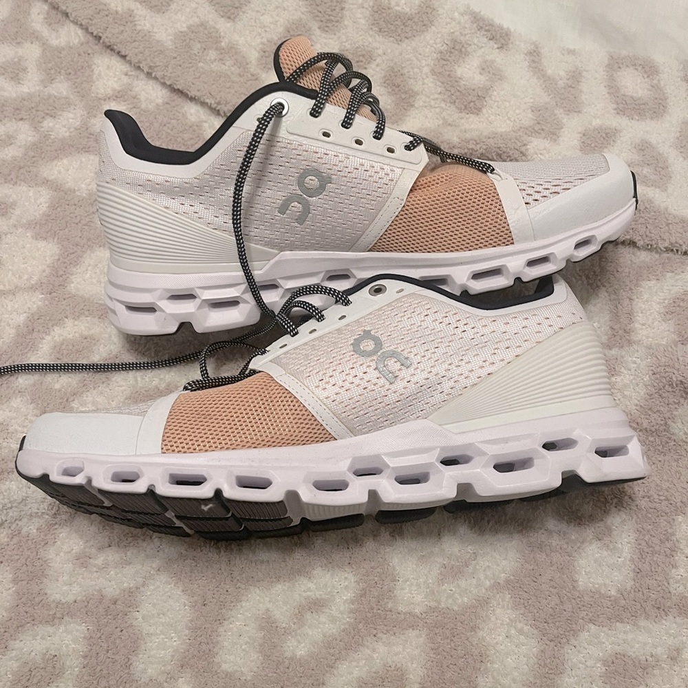 On Cloudstratus Tennis shoes. Size 10; almond/white color-way. Never worn